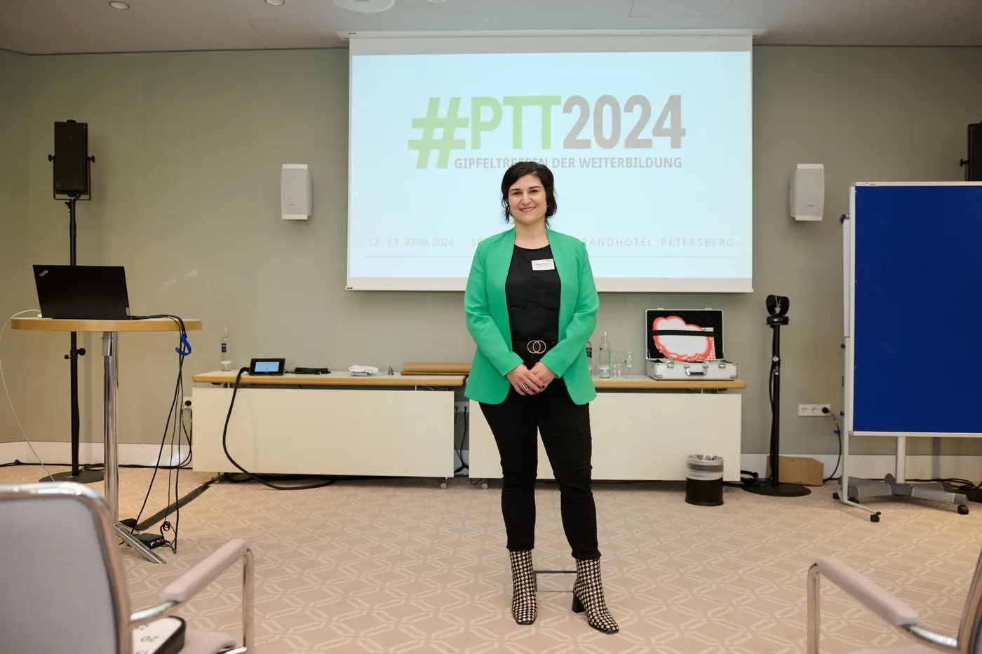 Mariam Tanno beim Gipfeltreffen der Weiterbildung 2024